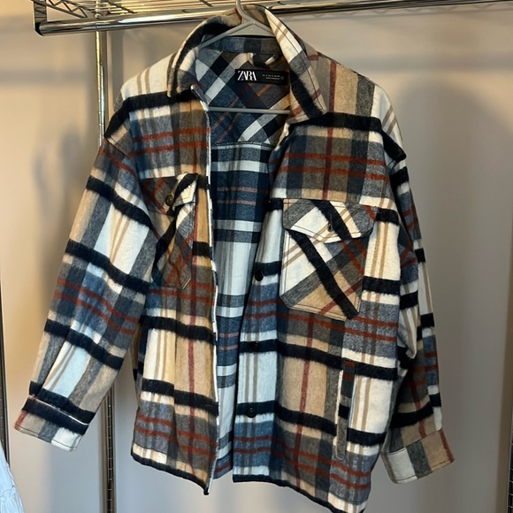 Zara shacket size S - Picture 2 of 2